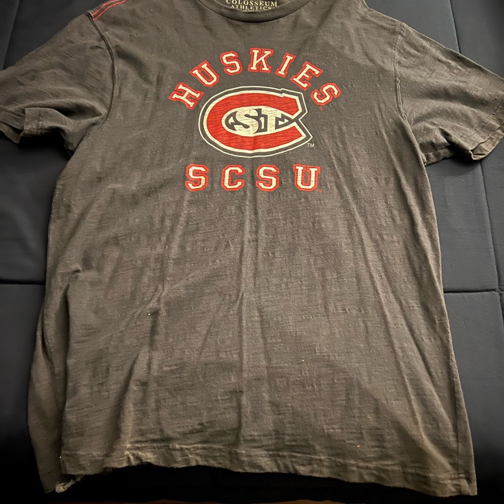 SCSU Huskies T-Shirt